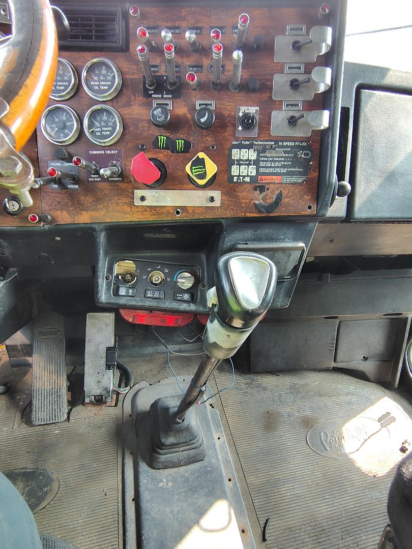 1997 PETERBILT 379 - Image 21